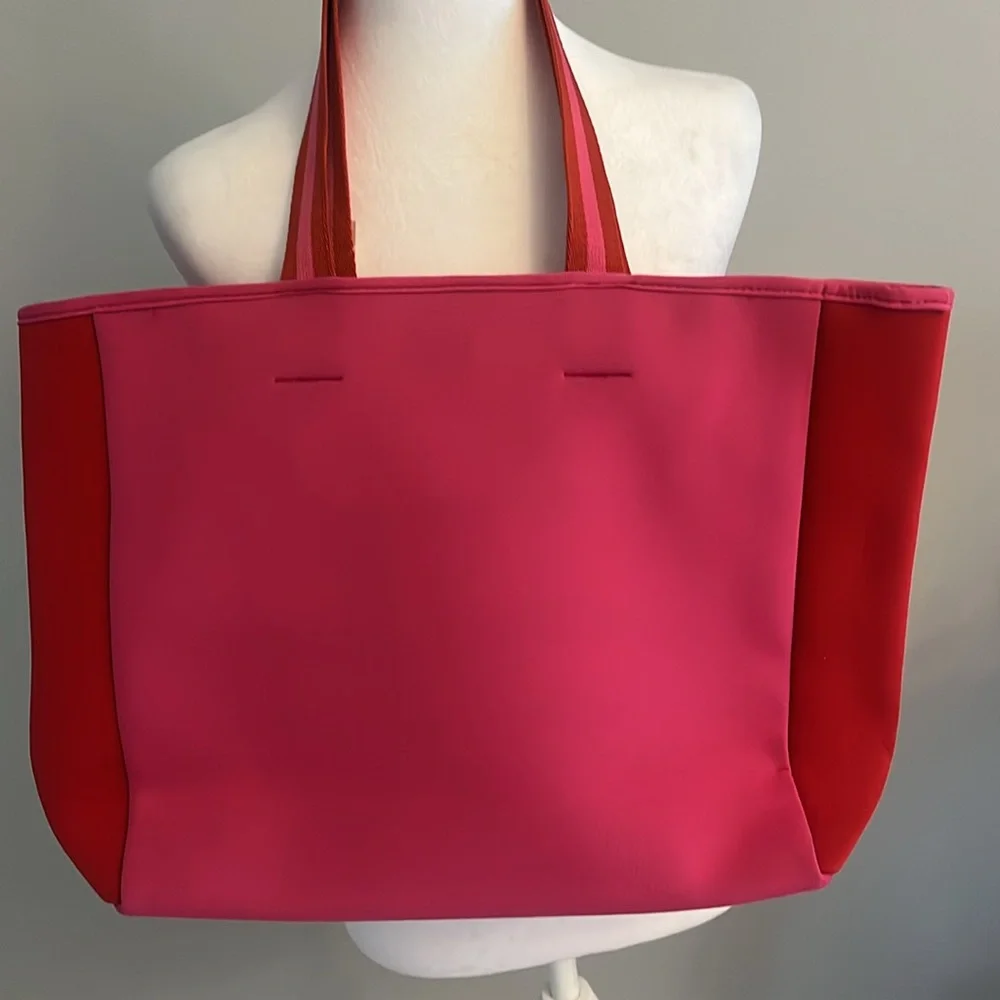 Beach tote bag by SUMMERSALT NEOPRENE‎ NWT red/pink tote